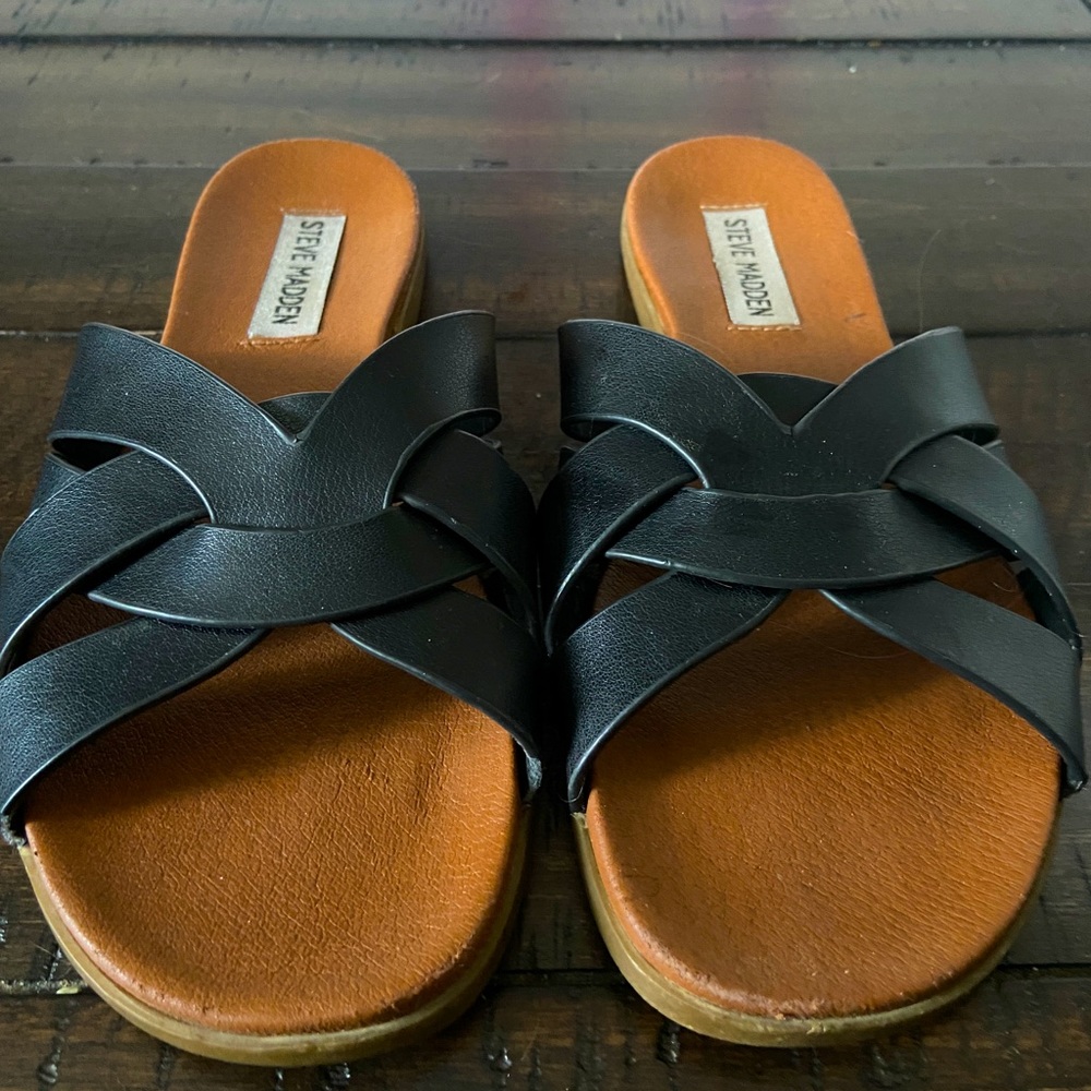 Steve Madden sandals - Picture 1 of 2